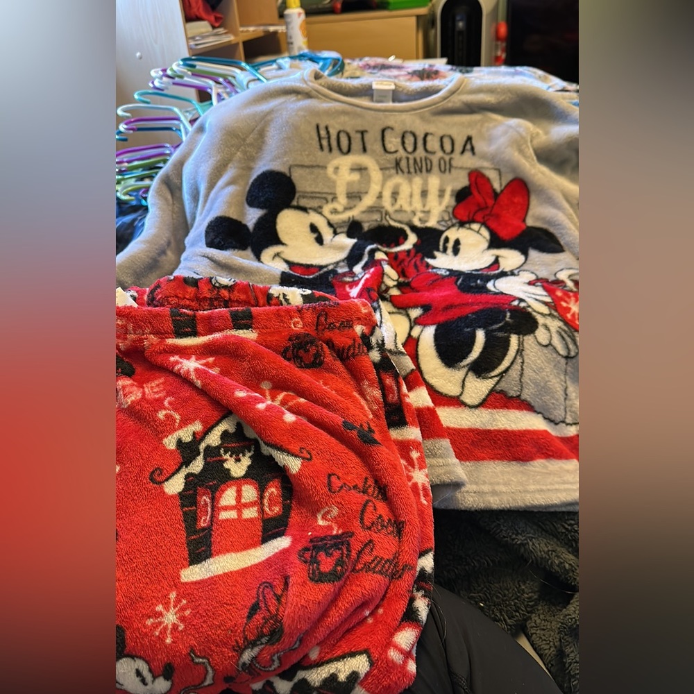 Disney brand fuzzy long sleeve pajama set